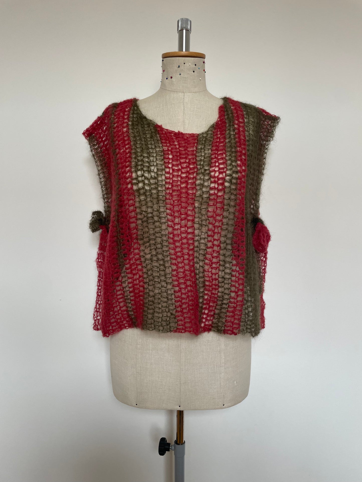 agostudio-vest-alpaca-red-green